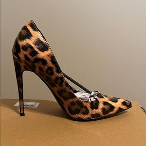 Elegant Leopard Print High Heels